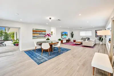 2030 NE 62nd St, Fort Lauderdale: photo 1 of 80