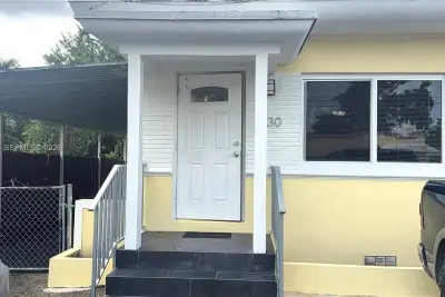 1930 NW 33rd St, Miami: photo 1 of 24