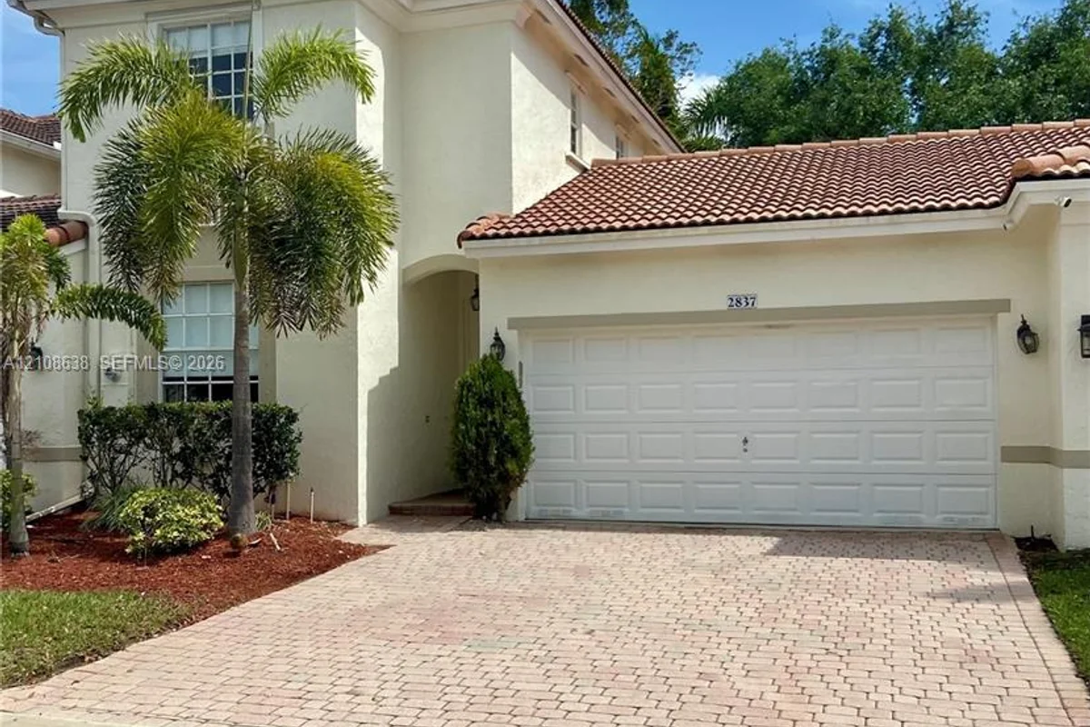 2837 SW 187th Ave, Miramar: photo 1 of 40