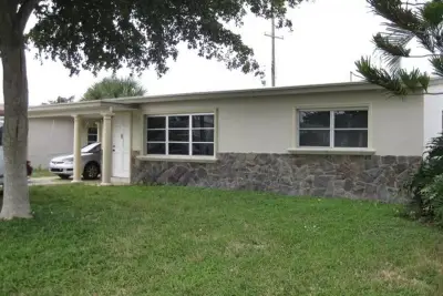2902 French Ave, Lake Worth: photo 1 of 23
