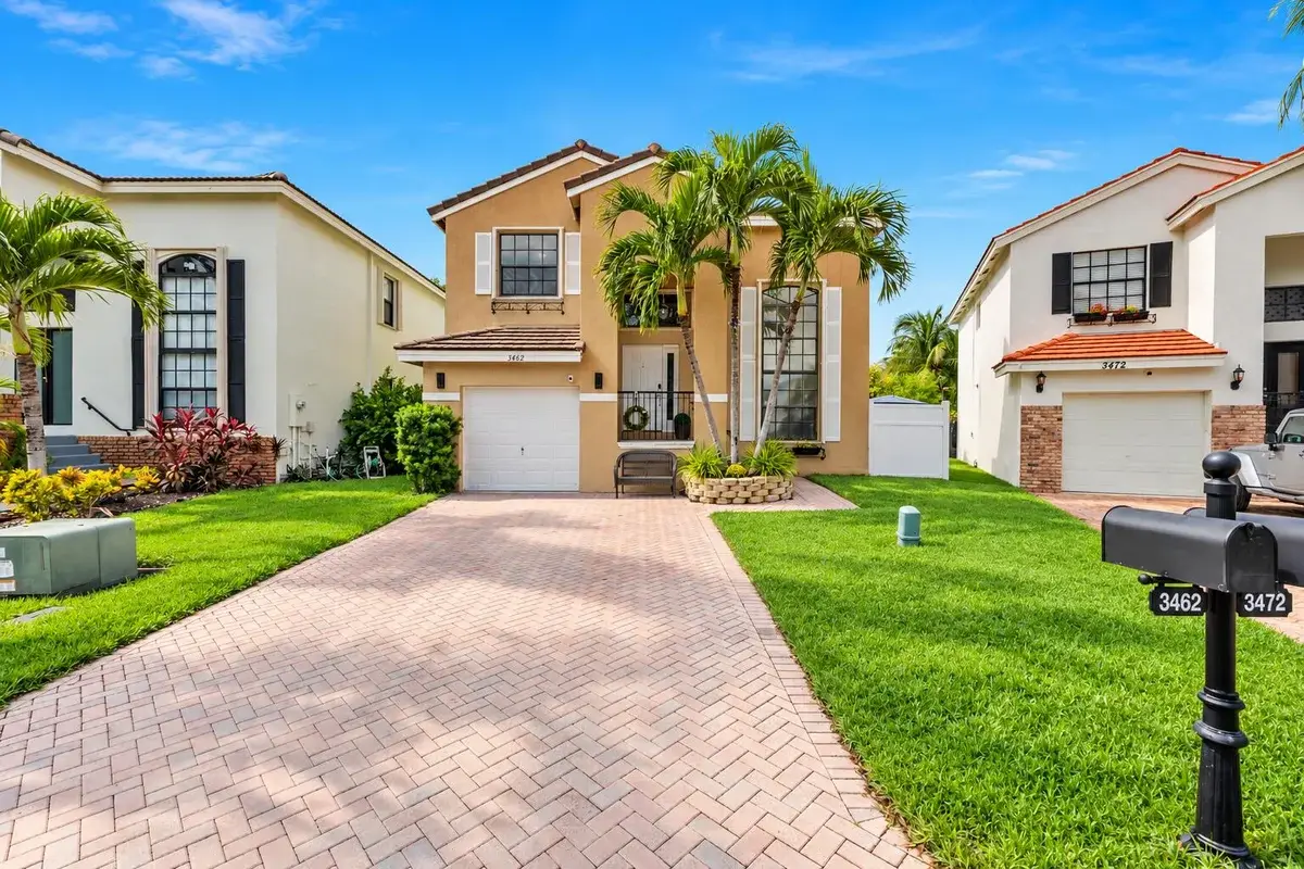 3462 NW 112th Way, Coral Springs: photo 1 of 28