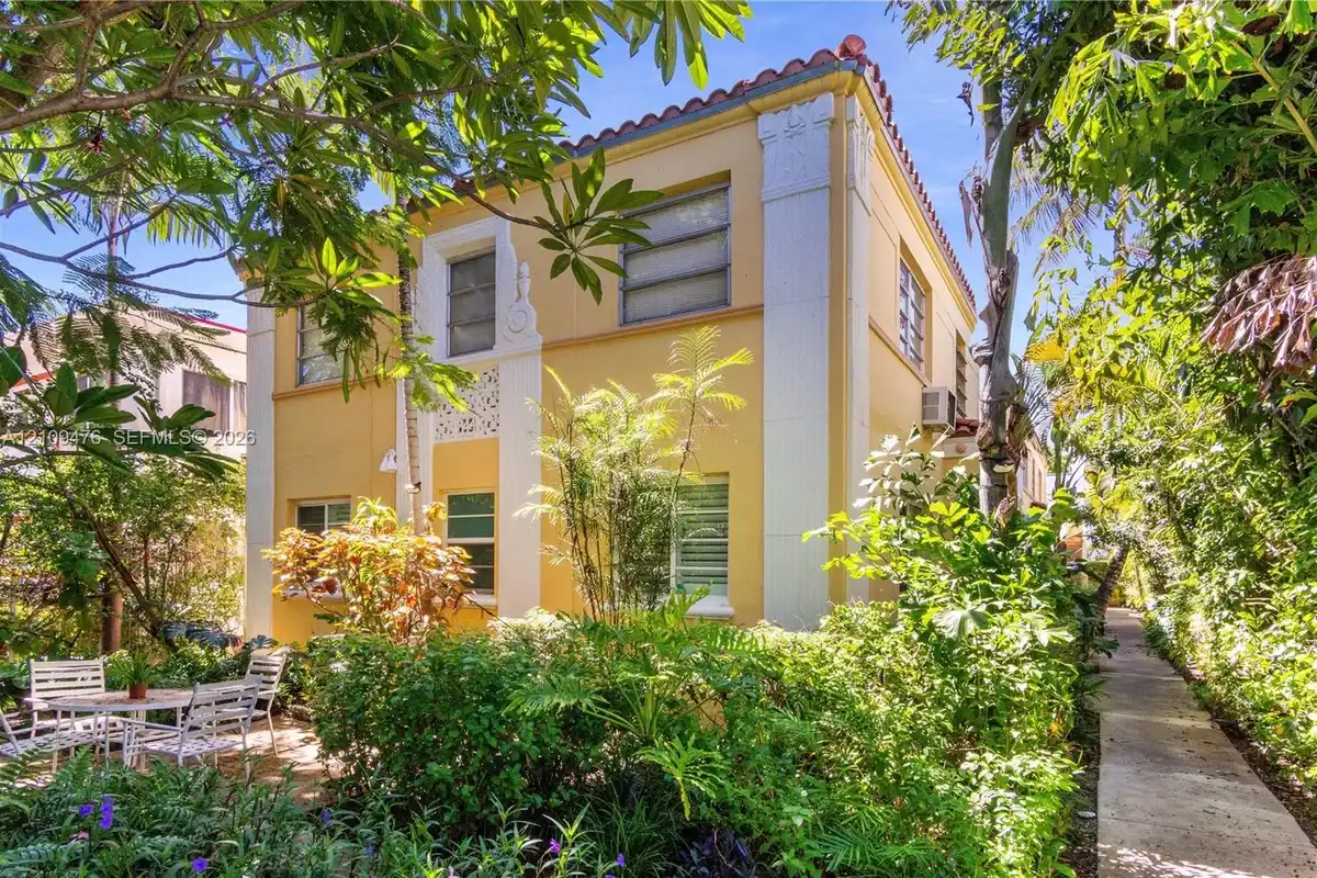 846 Jefferson Ave #4, Miami Beach: photo 1 of 28