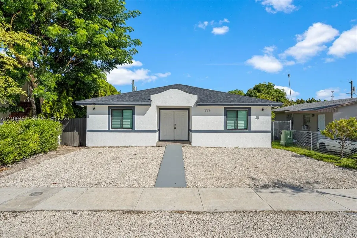 829 SW 5th St, Homestead: photo 1 of 36