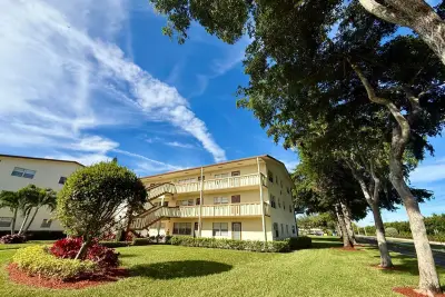 84 S Mansfield B Unit, Boca Raton: photo 1 of 20