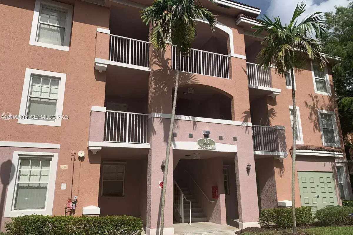 6804 W Sample Rd, Coral Springs: photo 1 of 12