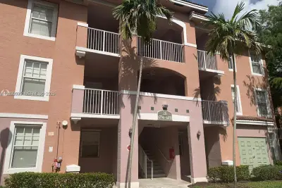 6804 W Sample Rd, Coral Springs: photo 1 of 12