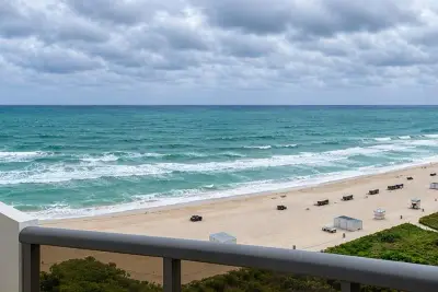 6039 Collins Ave #1625, Miami Beach: photo 1 of 29