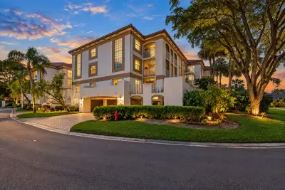 7370 Orangewood Ln #208, Boca Raton: photo 1 of 3