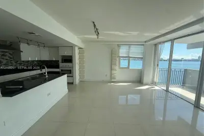 7545 E Treasure Dr #8H, North Bay Village: photo 1 of 7