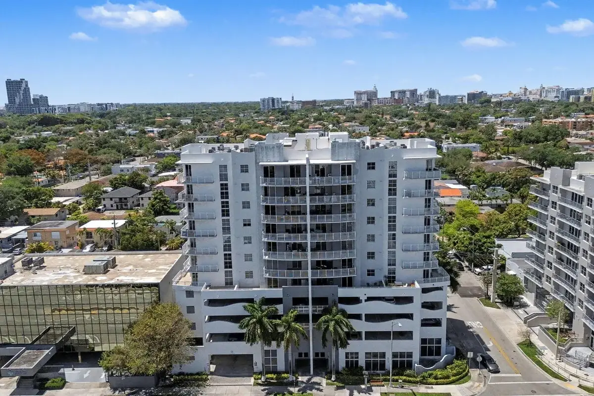 2600 SW 27th Ave #603, Miami: photo 1 of 21