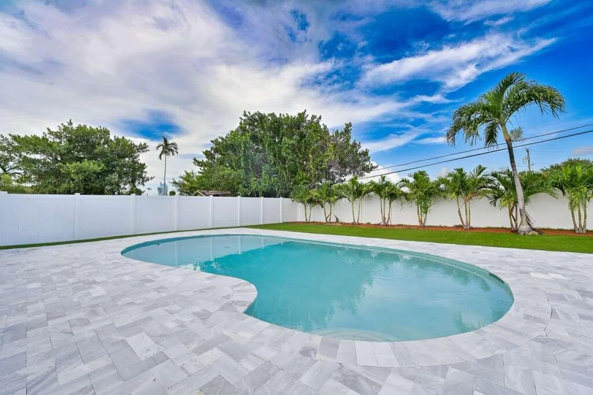 4721 SW 43rd Ter, Fort Lauderdale: photo 1 of 16
