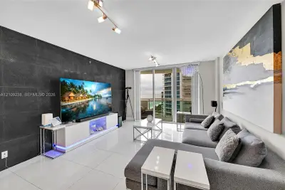 3001 S Ocean Dr #1513, Hollywood: photo 1 of 41