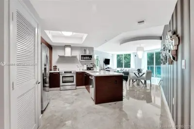 200 Sunny Isles Blvd #2-604, Sunny Isles Beach: photo 1 of 5