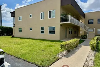 769 Burgundy Q, Delray Beach: photo 1 of 20
