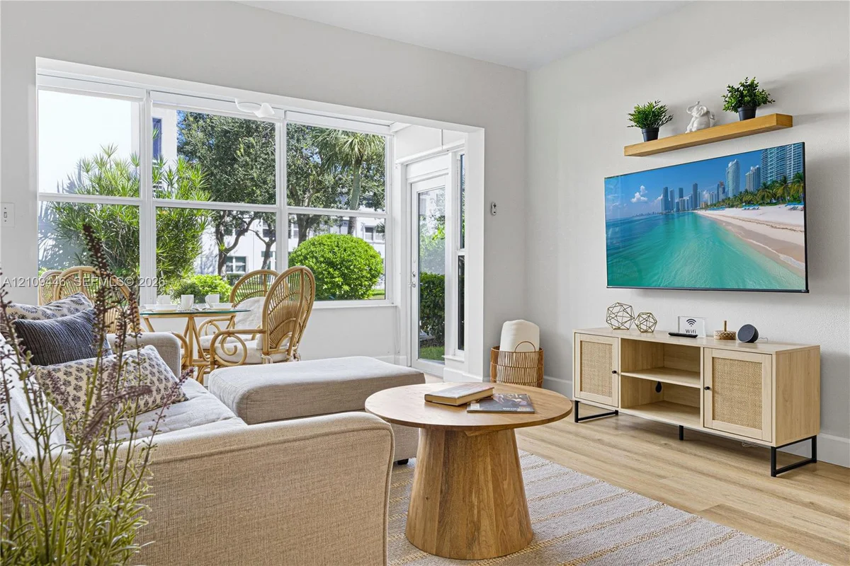 1501 S Ocean Blvd #117, Lauderdale-by-the-Sea: photo 1 of 27