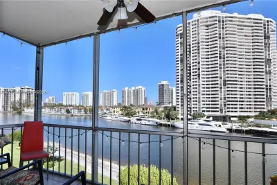 3030 Marcos Dr #T512, Aventura: photo 1 of 27