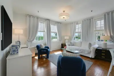 235 Sunrise Ave #3201, Palm Beach: photo 1 of 38