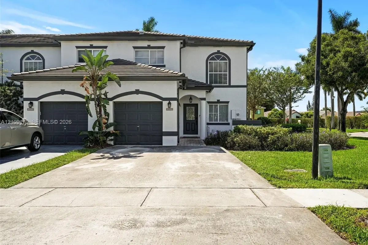 4952 SW 129th Ter, Miramar: photo 1 of 47
