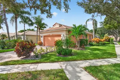 10523 Copper Lake Dr, Boynton Beach: photo 1 of 88