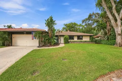 8251 NW 14th Ct, Coral Springs: photo 1 of 61