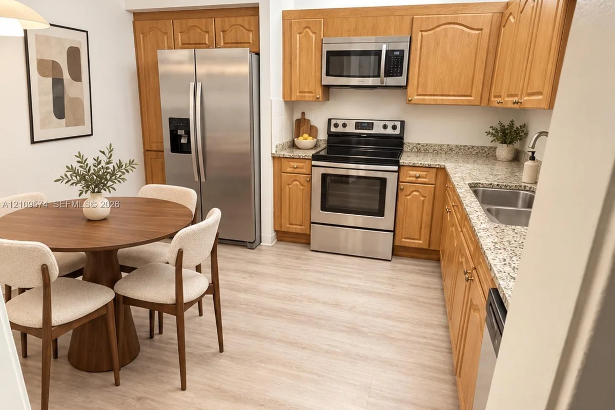 141 Crandon Blvd #329, Key Biscayne: photo 1 of 17