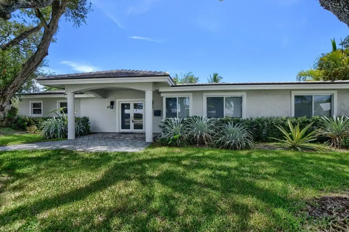 88 SW 10th Dr, Boca Raton: photo 1 of 34