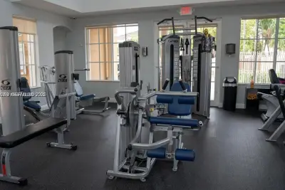 12447 SW 124th Path, Miami: photo 1 of 37