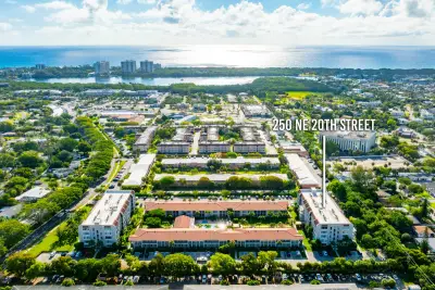250 NE 20th St #5260, Boca Raton: photo 1 of 27