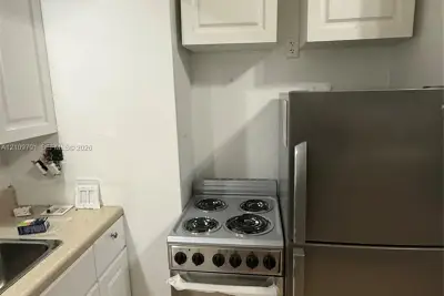 1365 Marseille Dr #1, Miami Beach: photo 1 of 14