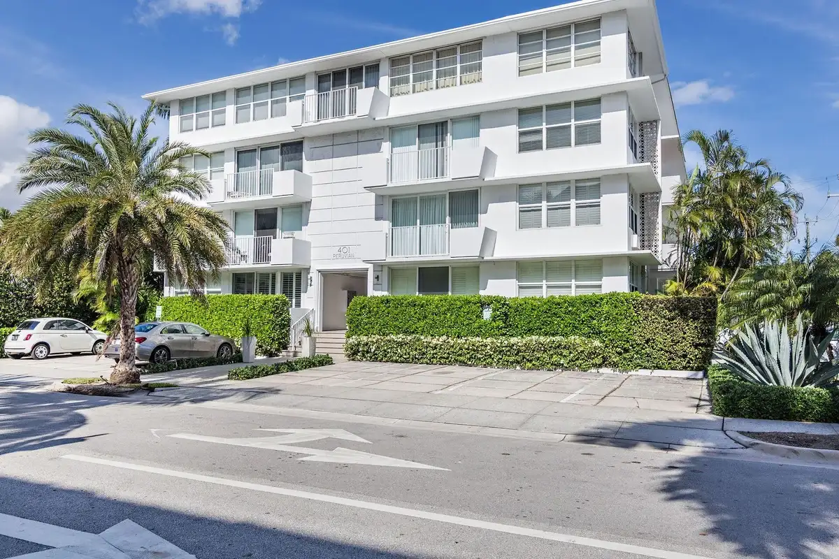 401 Peruvian Ave #1040, Palm Beach: photo 1 of 17