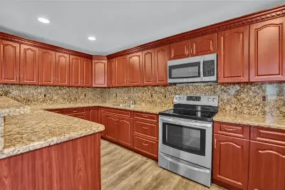 3031 Guildford E, Boca Raton: photo 1 of 23