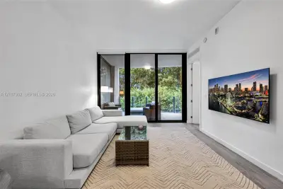2831 S Bayshore Dr #506, Miami: photo 1 of 32