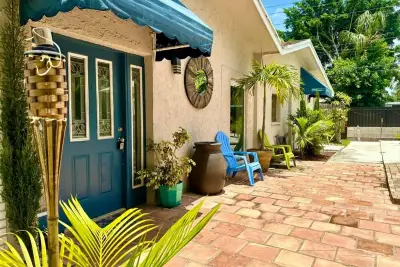 1656 SW 28th Way, Fort Lauderdale: photo 1 of 22