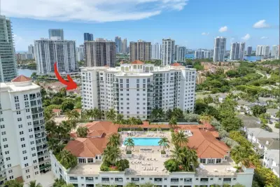 19900 E Country Club Dr #1020 ST, Aventura: photo 1 of 45