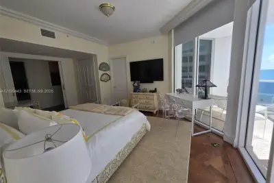 10225 Collins Ave #804, Bal Harbour: photo 1 of 30