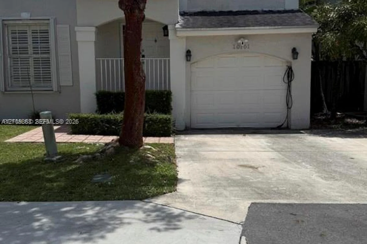 10161 SW 117th Ct #117, Miami: photo 1 of 10