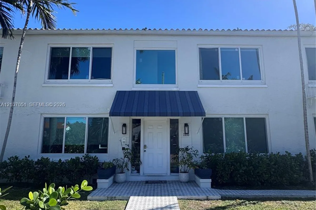 2855 Royal Palm Ave #3, Miami Beach: photo 1 of 18