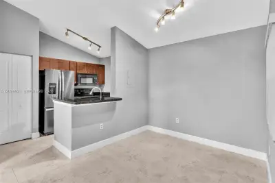 2881 N Oakland Forest Dr #307, Oakland Park: photo 1 of 52