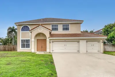 8982 Indian River Run S, Boynton Beach: photo 1 of 34