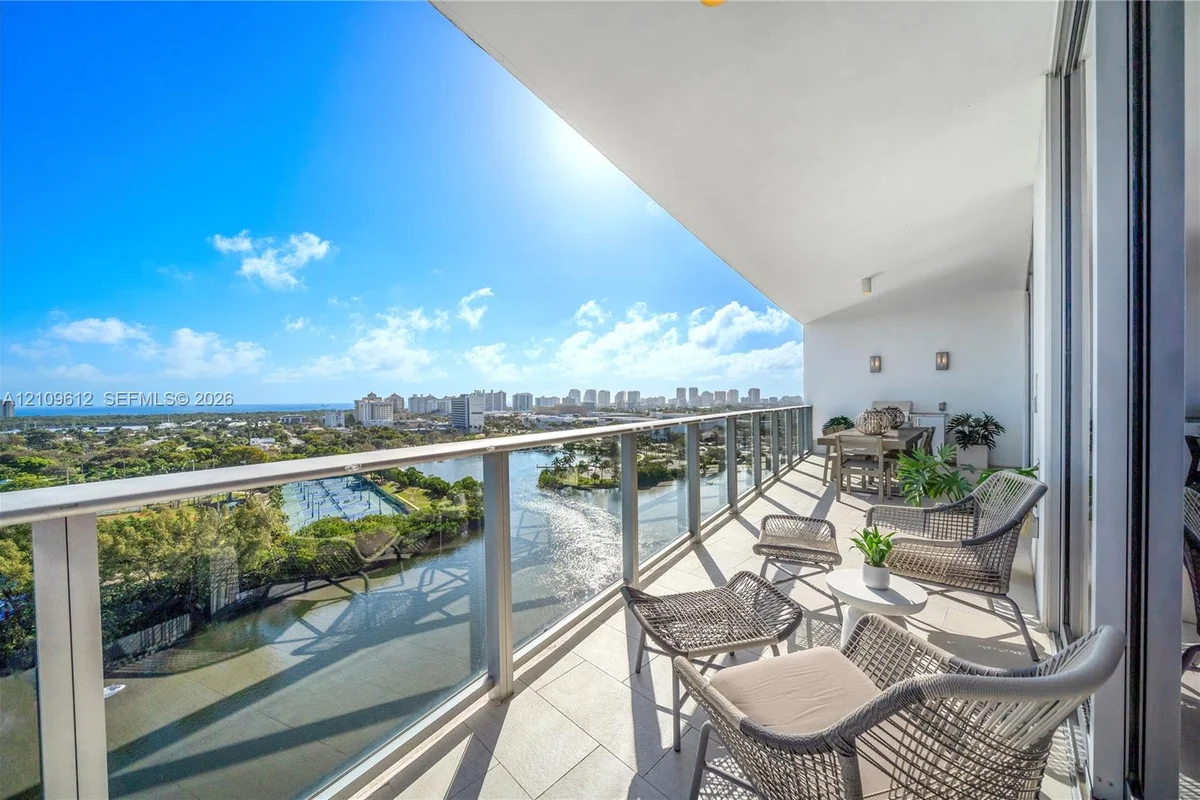 1180 N Federal Hwy #1501, Fort Lauderdale: photo 1 of 69