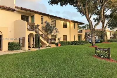 21785 Cypress Dr #46H, Boca Raton: photo 1 of 24