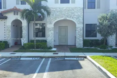 11774 SW 246th Ln, Homestead: photo 1 of 23