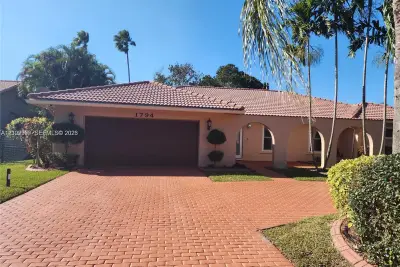 1794 NW 112th Ter, Coral Springs: photo 1 of 38