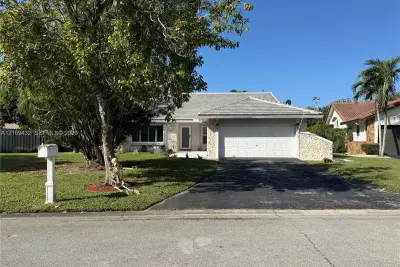 254 NW 107th Ter, Coral Springs: photo 1 of 1