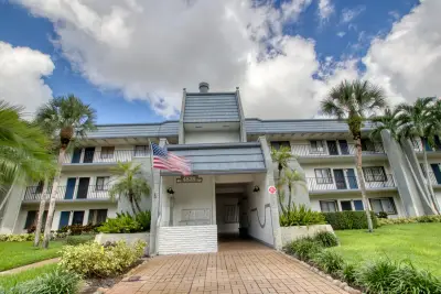 4838 Esedra Ct #204, Lake Worth: photo 1 of 16