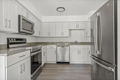 230 SW 13th Ave, Delray Beach: photo 1 of 15