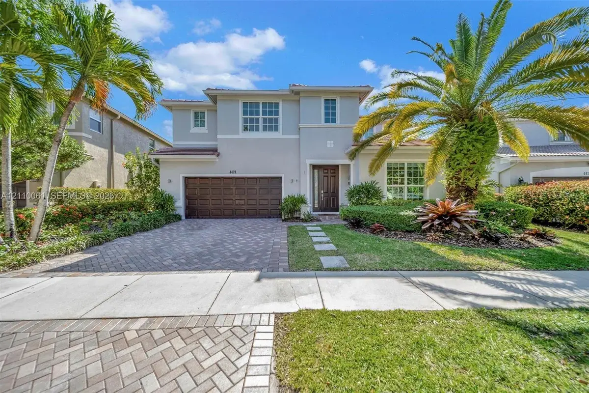 4424 E Whitewater Ave, Weston: photo 1 of 58