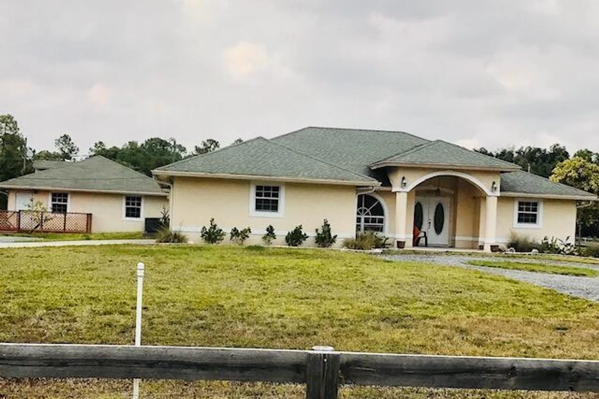 13881 40th St N, West Palm Beach: photo 1 of 7