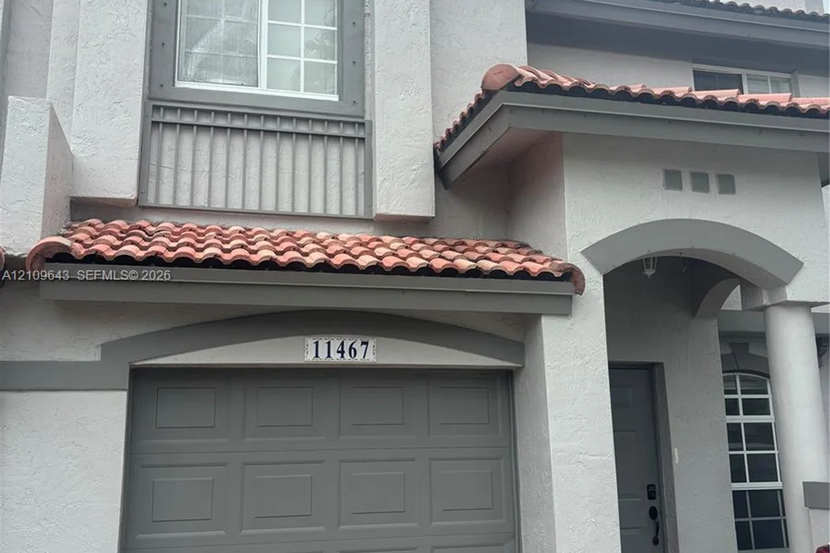 11467 NW 51st Ter, Doral: photo 1 of 26