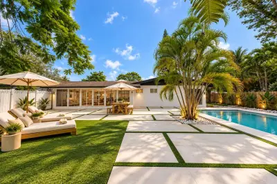 1708 SW 11th St, Fort Lauderdale: photo 1 of 25